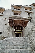 Ladakh, Leh royal palace, entrance door 